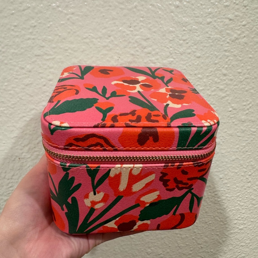 Ban.do Getaway Jewelry Organizer - Las Flores